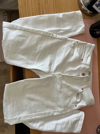 Tejano pitillo blanco roto
