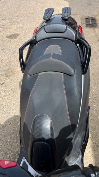 Peugeot Metropolis RS 400
