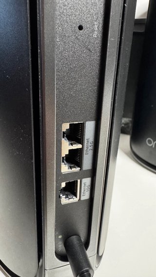 Router internet Mesh WiFi 7 Orbi 970