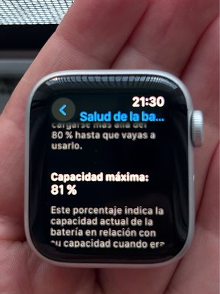 Apple Watch SE 40mm Plata + Cable