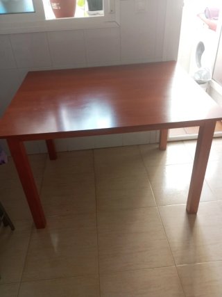 Mesa de comedor/cocina de madera