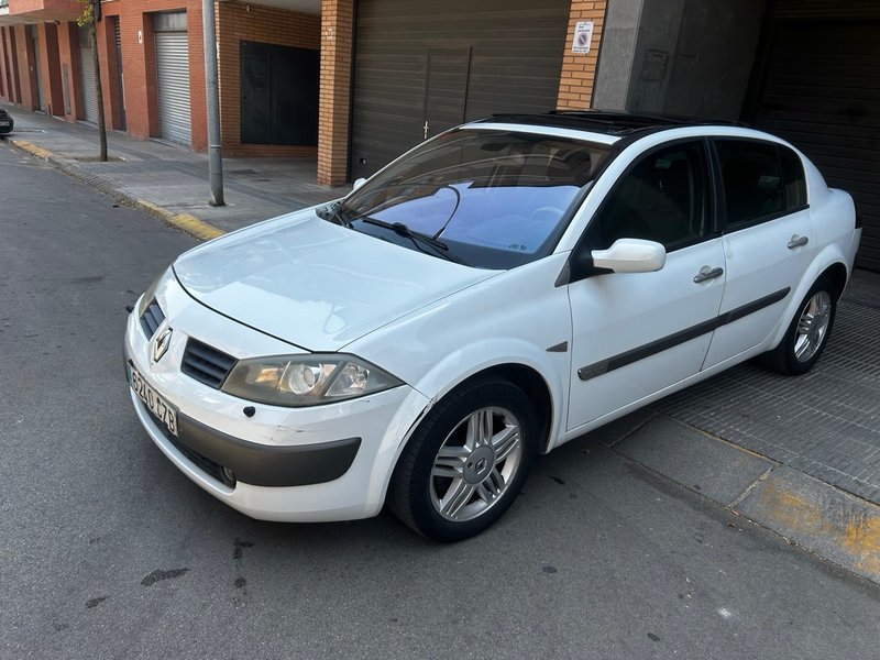Renault Megane 2003 - foto 1