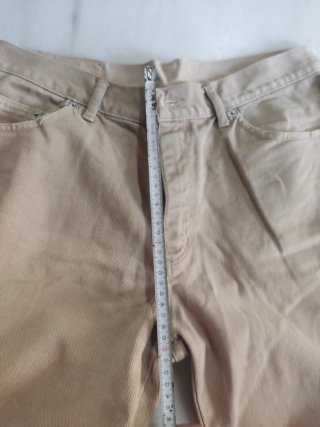 Pantalón beige