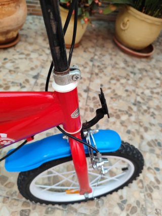 Bicicleta Paw Patrol Roja