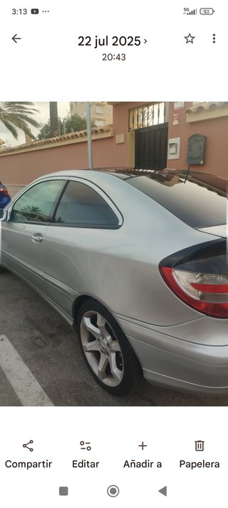 Mercedes-Benz Clase C 2005