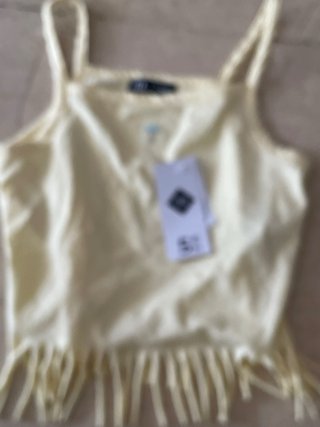 Camiseta con flecos amarilla talla 7-8