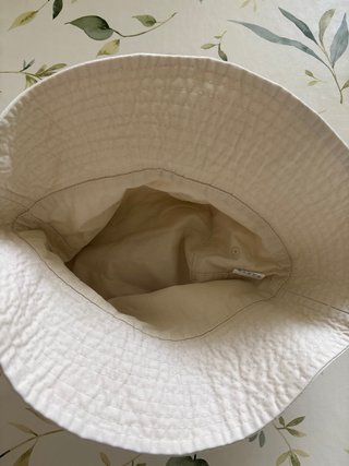Gorra bucket beige