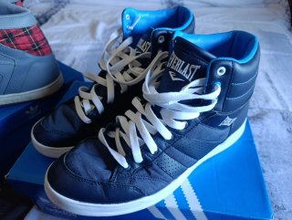 Lote zapatillas de marca talla 43