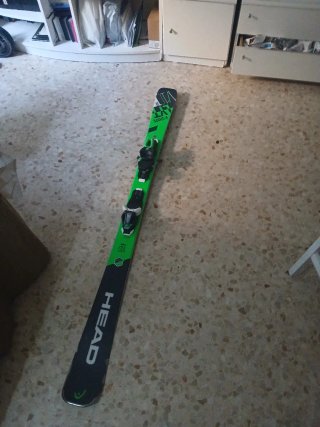 Esquí HEAD V-Shape V10