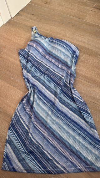 Vestido corto de rayas