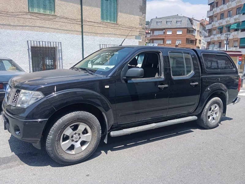 Nissan Navara 2005 - foto 1