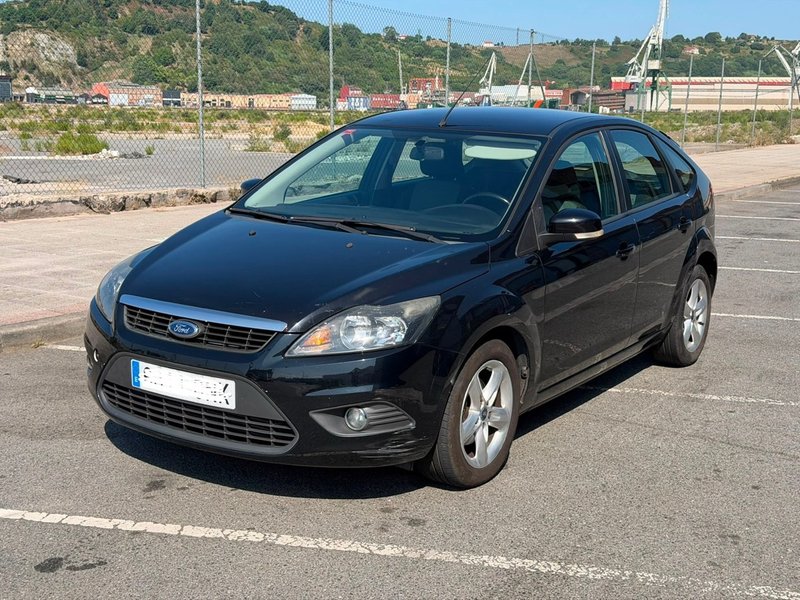 Ford Focus 2009 - foto 1