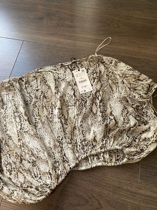 Blusa estampado serpiente Talla S