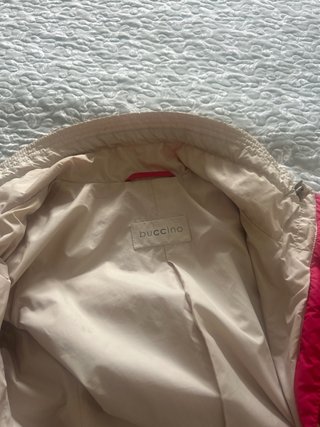 Cazadora verano fucsia y cenefa beige
