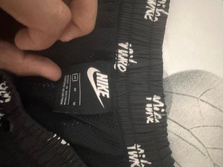 Pantalones cortos Nike negros con logo