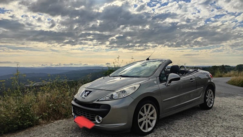 Peugeot 207 2008 - foto 1
