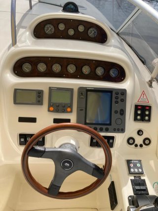 Barco Cranchi Zaffiro 34 2001 - 460cv - 650h