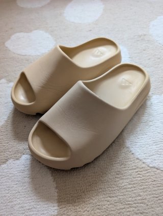 Chanclas Yeezy Slides Beige / Desert sand Talla 40