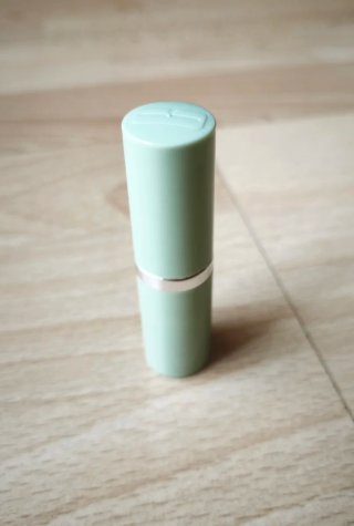 Barra de labios roja de clinique