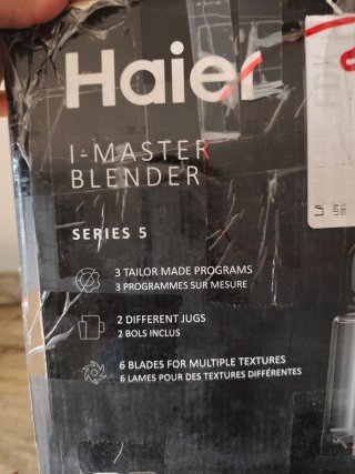 Haier Batidora de vaso con triturador de hielo.