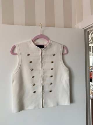 Chaleco Zara color crema a Estrenar