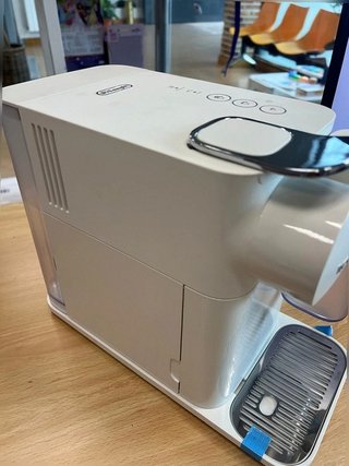 Nespresso Lattissima One Evo DeLonghi Blanca