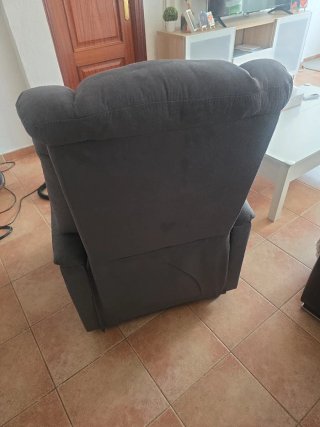 Sillón reclinable gris