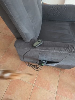Sillón reclinable gris