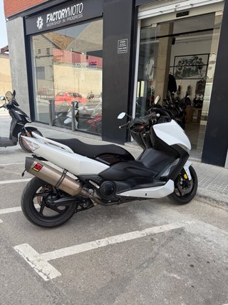 Yamaha TMAX 500 Maxi Scooter