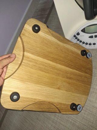 Thermomix TM31 con accesorios y libro