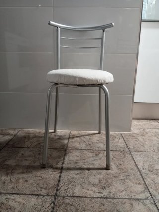 Mesa blanca 90x90 extensible