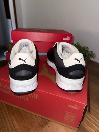 Zapatillas Puma Negras y Grises