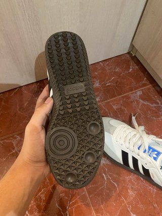 Adidas Samba Blancas y Negras