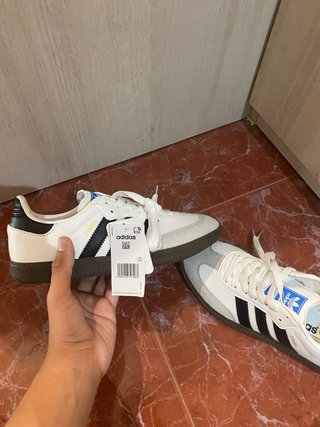 Adidas Samba Blancas y Negras