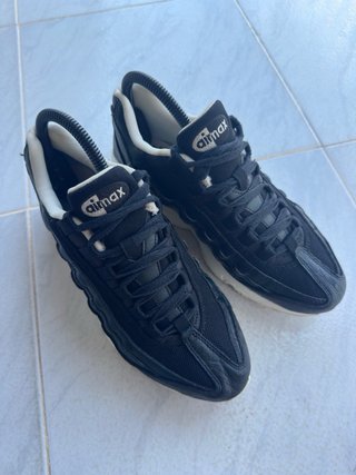 Nike Air Max 95 - 37.5