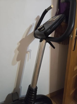 Bicicleta Estática BH Fitness Proaction