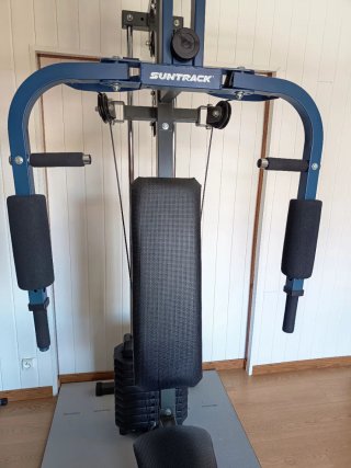 Máquina de musculación SUNTRACK