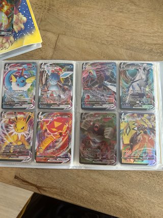 Carpeta Pokémon Trading Card Game y mas cartas