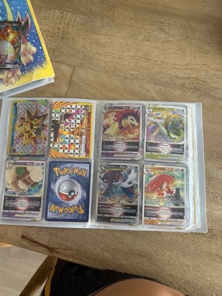Carpeta Pokémon Trading Card Game y mas cartas