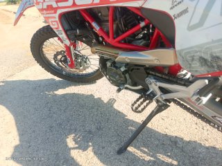 GasGas ES700 Roja y Blanca