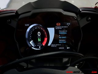 TRIUMPH SPEED TRIPLE 1200 RR