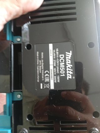 Makita DCM501Z Cafetera Inalámbrica