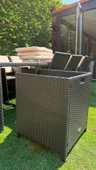 Conjunto Mesa y Sillas Ratán Negro