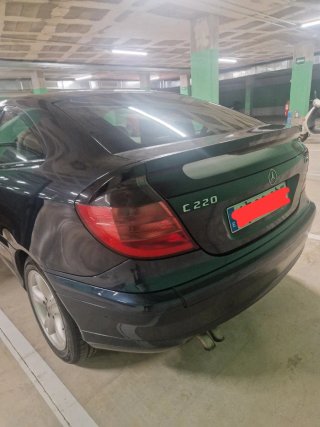 Mercedes-Benz Clase C 2004