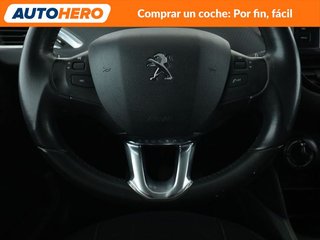 Peugeot 2008 1.2 PureTech Style