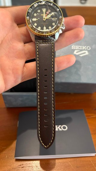 Seiko 5 Sports SSK036 GMT Correa Marrón