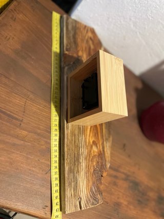 Reloj de mesa de madera