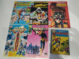 Lote de comics Marvel forum