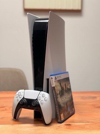 PlayStation 5 Fat Lector