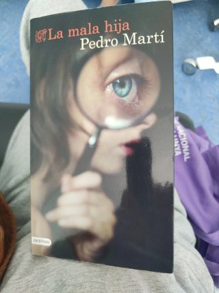 Libro. La mala hija.